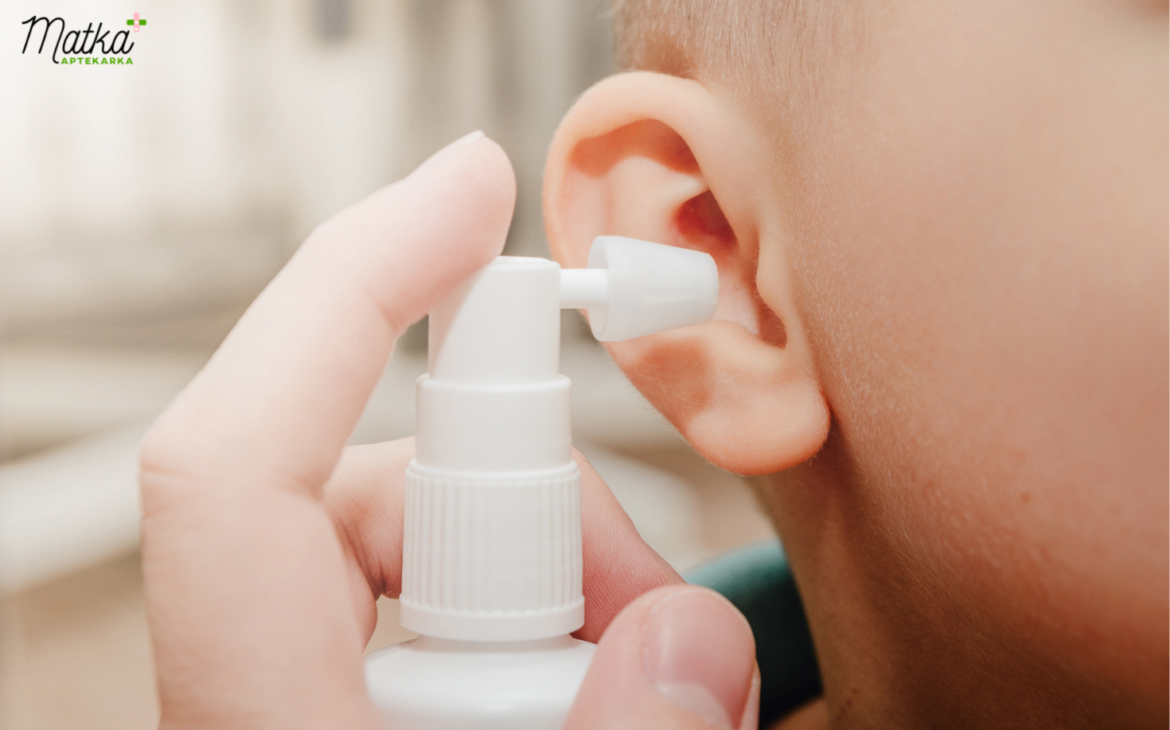 Czy trzeba dzieciom czyścić uszy?