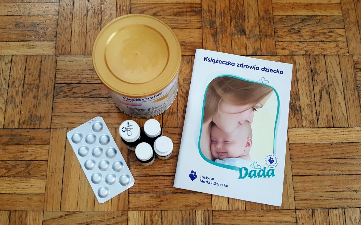 Książeczka zdrowia dziecka, leki przyjmowane na stałe, specjalne jedzenie Matka Aptekarka
