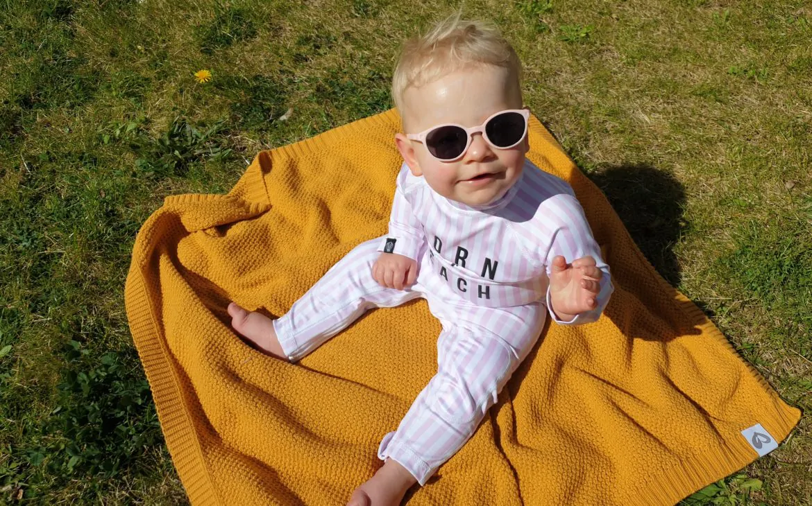 okulary przeciwsłoneczne francuskiej marki Ki ET LA dla niemowląt i małych dzieci Matka Aptekarka